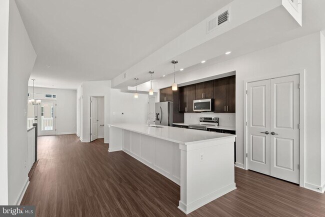 Foto del edificio - 714 Iron Frg Rd