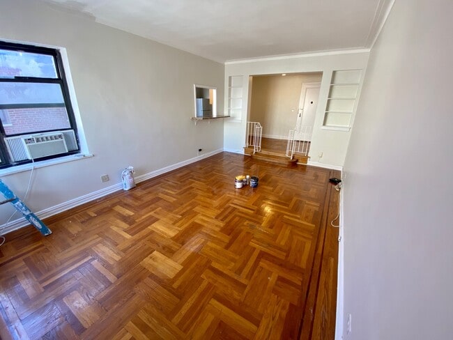 Foto del edificio - 256 Martine Ave
