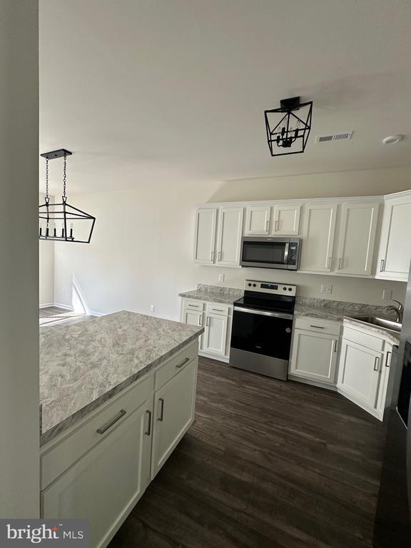 Foto del edificio - 78 Tansboro Rd