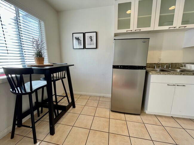 Foto del edificio - Mission Bay- 1 Bed/1 Bath