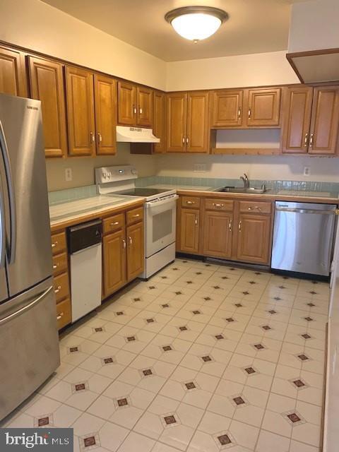 Building Photo - 3830 Miramonte Pl