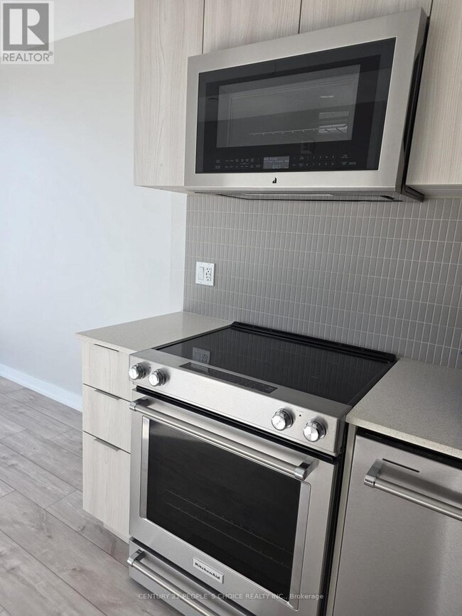 Building Photo - 750 Whitlock Ave