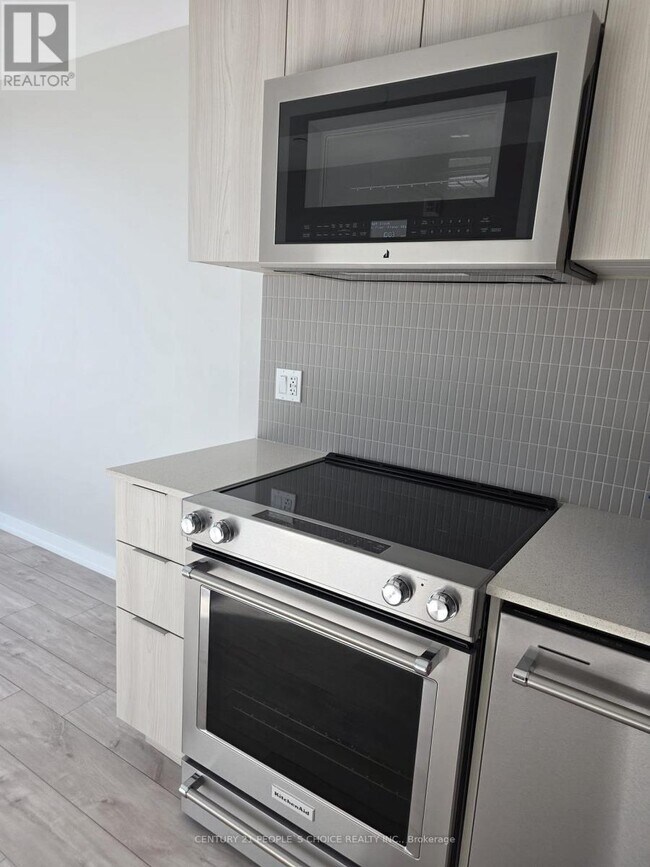 Photo du bâtiment - 750 Whitlock Ave