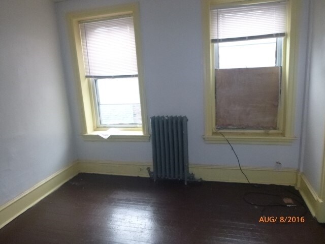 Interior Photo - 6035 Germantown Ave
