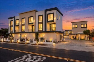 Building Photo - 9613 Juniper Ave