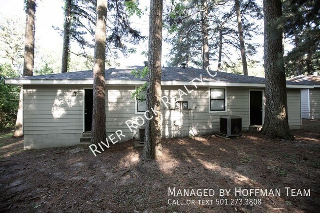 Foto del edificio - 300 Bellewood Lane - unit A - LEASE PENDING