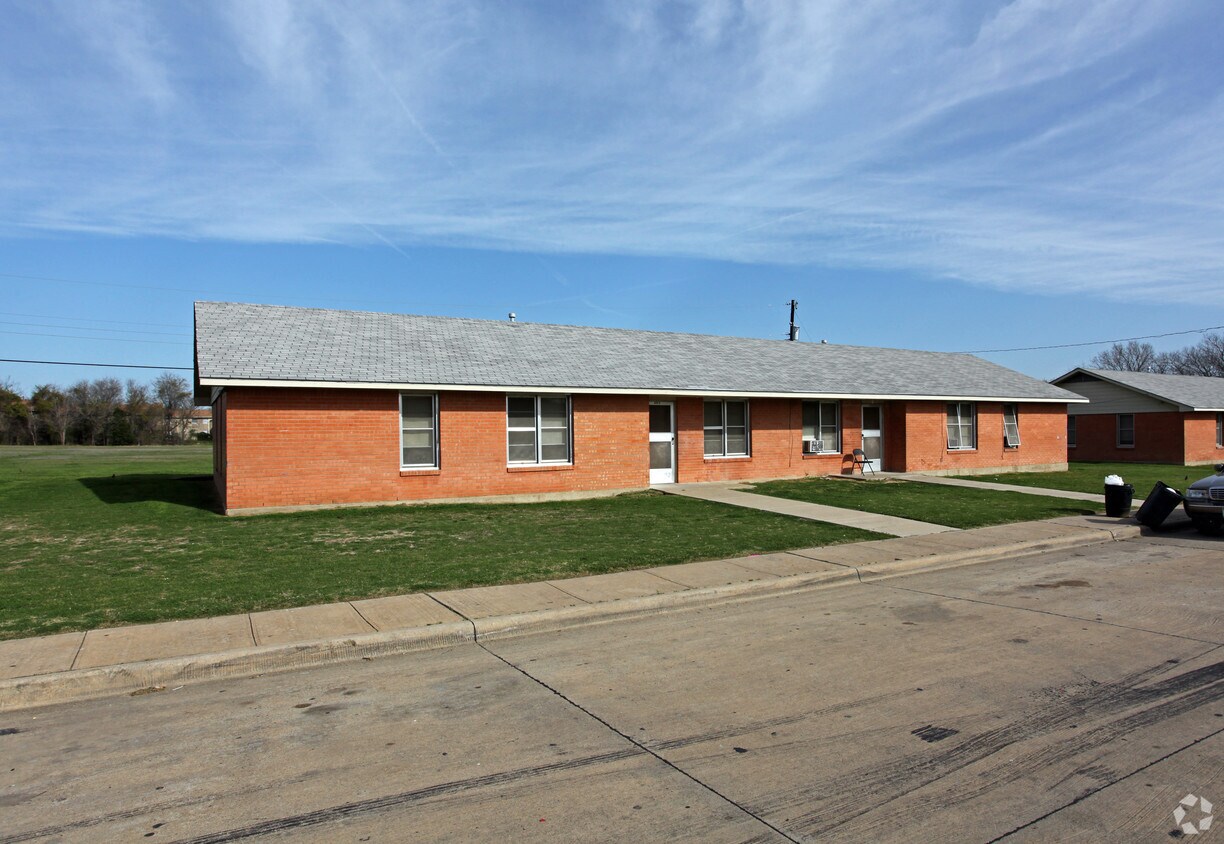 Building Photo - Carver Courts
