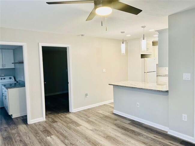 Foto del edificio - 2961 Stone Mountain St