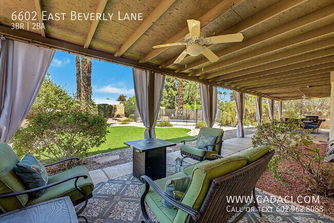 Foto del edificio - 6602 E Beverly Ln