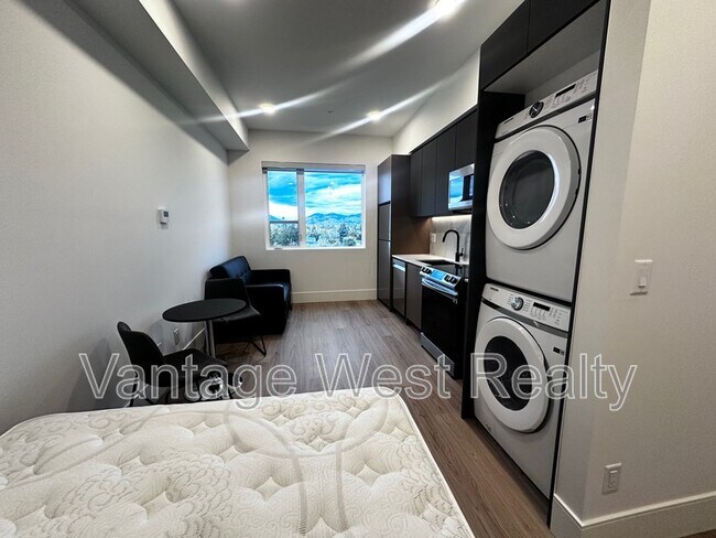Photo du bâtiment - 720-720 K. L. O. Rd