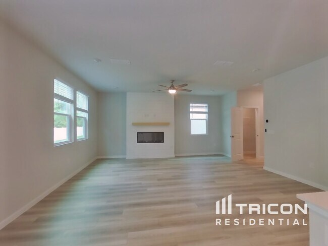 Foto del edificio - 14918 Macadamia Ln