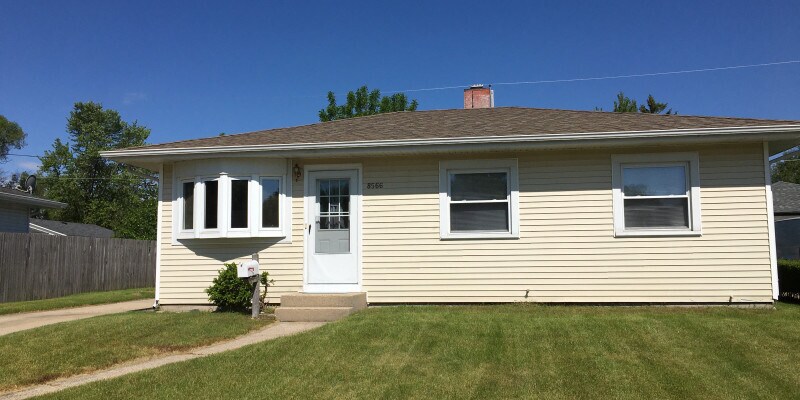 Primary Photo - 3 bedroom house w2 car garage