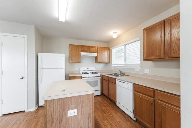 Foto del edificio - 20640 Patriot Park Ln