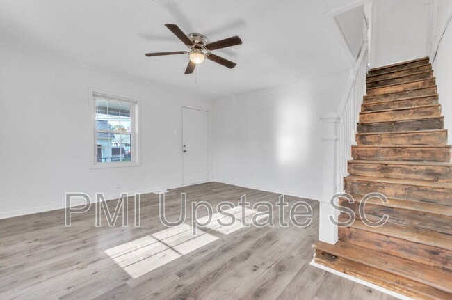 Foto del edificio - 109 S 7th St