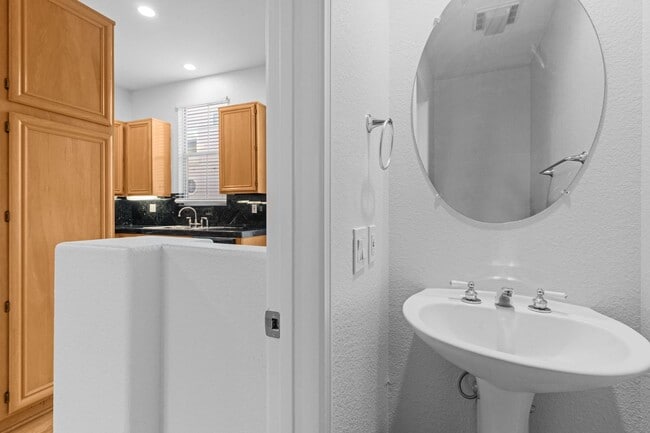 Building Photo - 1050 S Volterra Way