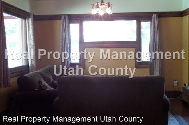 Building Photo - 4 br, 1 bath House - 159 North 400 East Un...