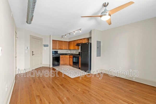 Building Photo - 4244 Chouteau Ave