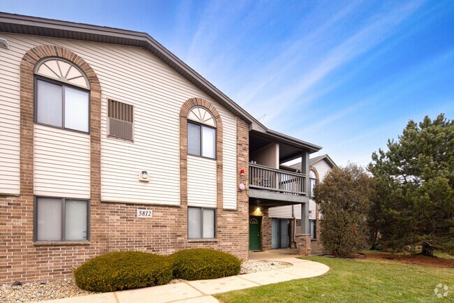 Foto del edificio - Courtyard Junction Apartments