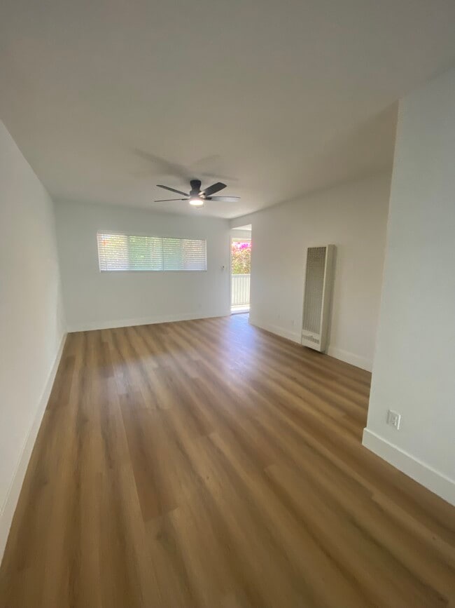 Foto del edificio - 3853 Prospect Ave