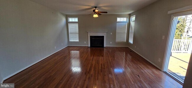 Building Photo - 25366 Vacation Pl