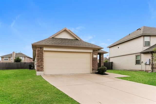 Building Photo - 8312 Runner Oak Ln