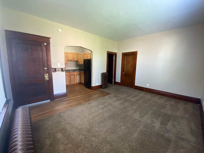 Foto del edificio - 2216 S Harrison St