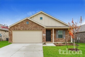 Building Photo - 2506 Perennial St