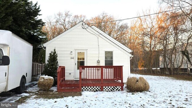 Foto del edificio - 392 Lafferty Ln