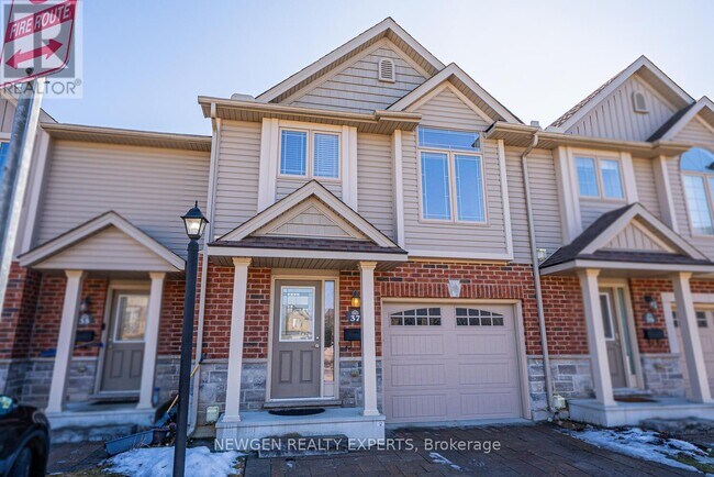 Building Photo - 3399 Castle Rock Pl