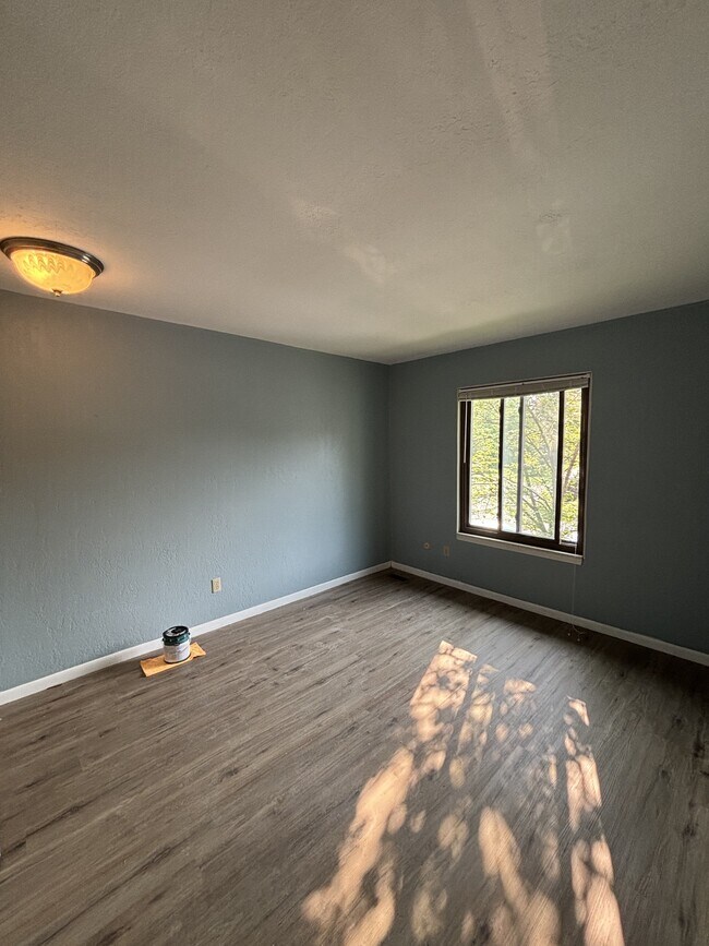 Foto del edificio - 1752 Maple Ridge Rd