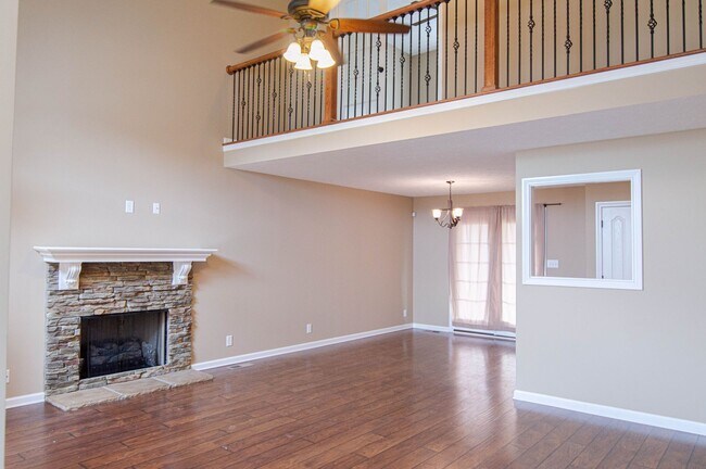 Foto del edificio - Pet Friendly Three Bedroom with Bonus!
