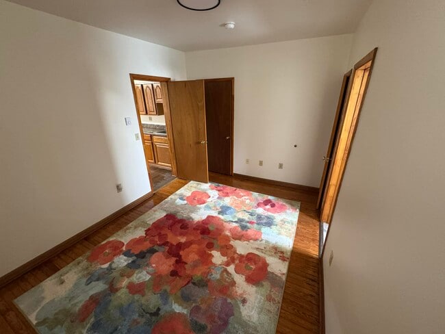 Foto del edificio - 61 S Broadway