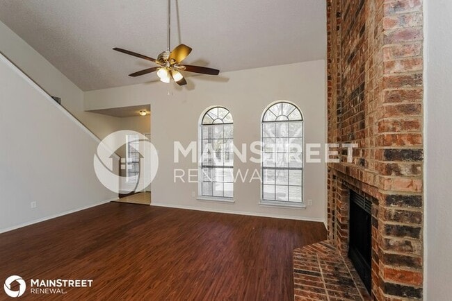 Foto del edificio - 1225 Reeves Ln, Cedar Hill, TX 75104