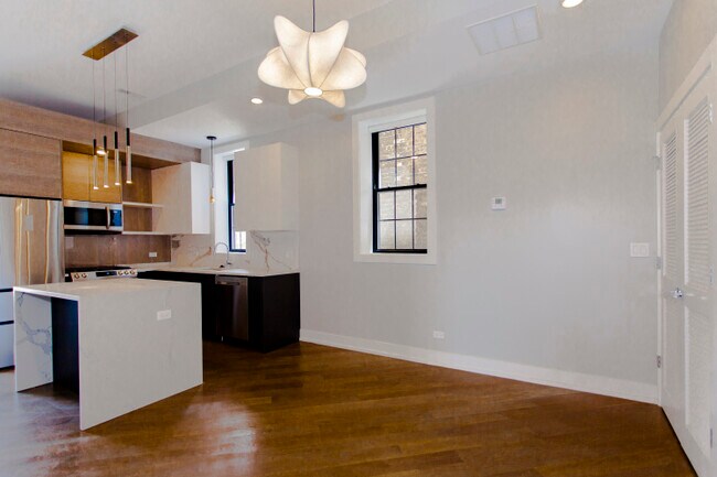 Foto del edificio - 1436 W Blackhawk St