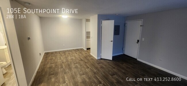 Foto del edificio - 105 Southpoint Dr