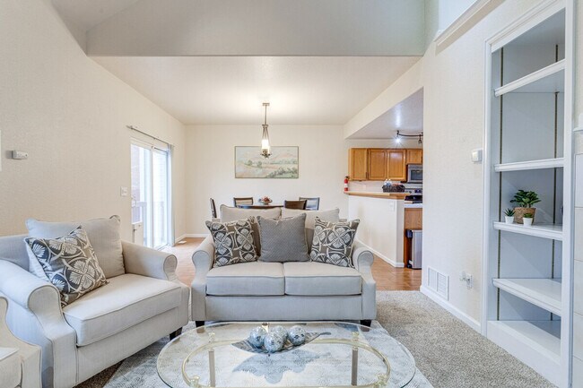 Foto del edificio - 15555 E 40th Ave