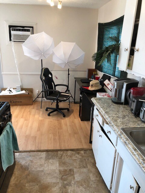 Foto principal - 5921 Cahuenga Blvd