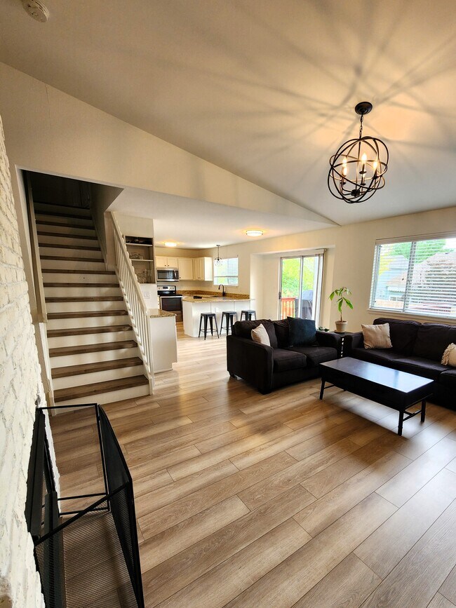Foto del edificio - 5834 W 118th Pl