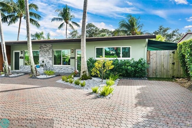 Building Photo - 914 Orange Isle