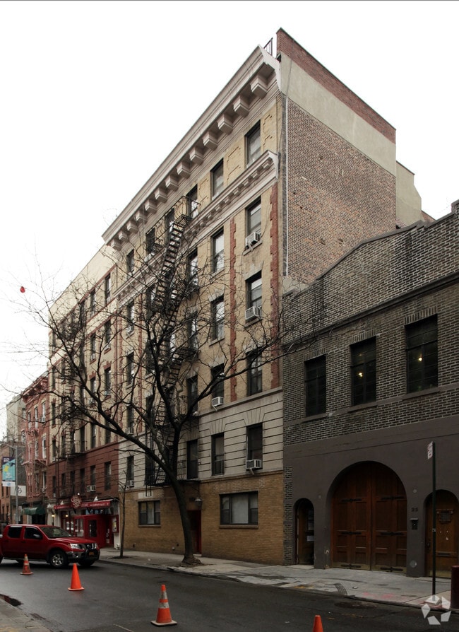 25 Cornelia Street Apartments New York, NY