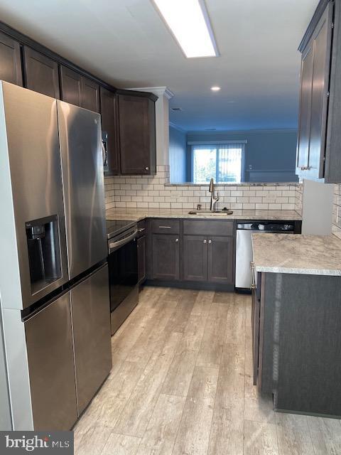 Building Photo - 1408 Nutwood Ct