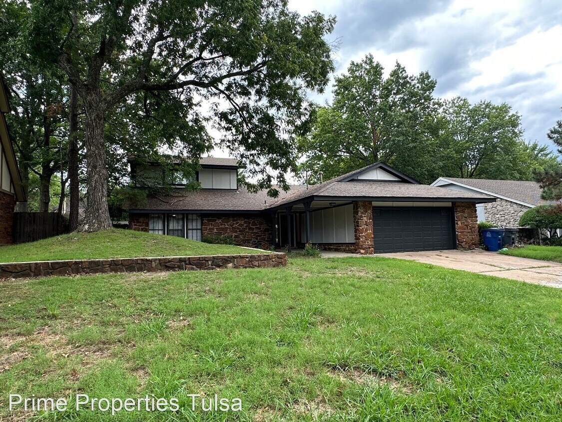 Foto principal - 3 br, 2 bath House - 8123 S. Quebec Ave.