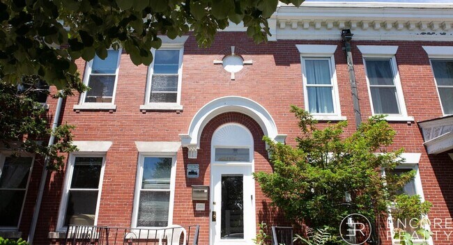 Building Photo - 1743 Commonwealth Ave
