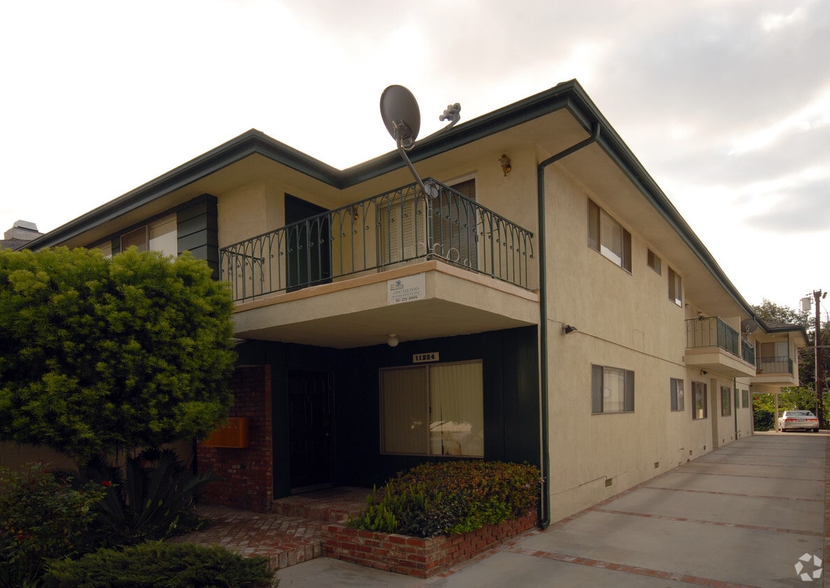 Building Photo - 11224 Richland
