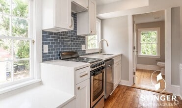 Building Photo - 606 Carteret St