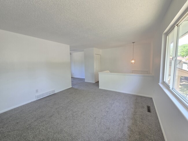 Building Photo - 4566 Adieu Cir