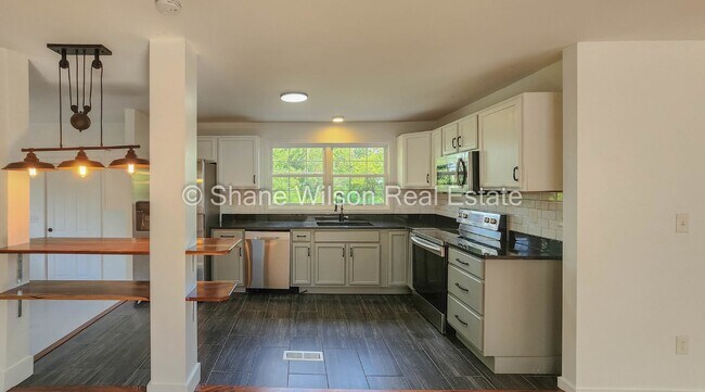 Foto del edificio - 3 BR / 1 BA East Ridge home for lease!