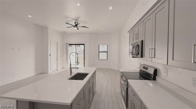 Foto del edificio - 2104 NE 16th Terrace
