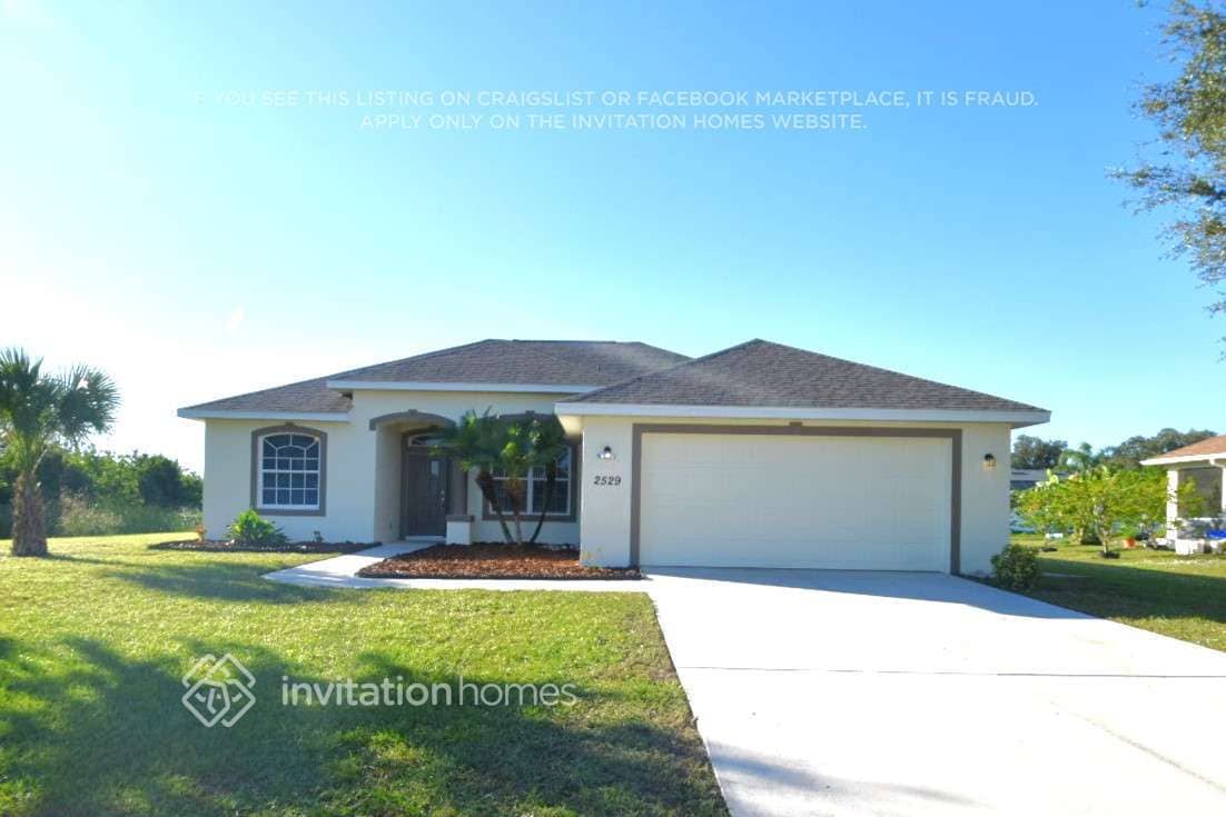 Foto principal - 2529 Pan American Blvd