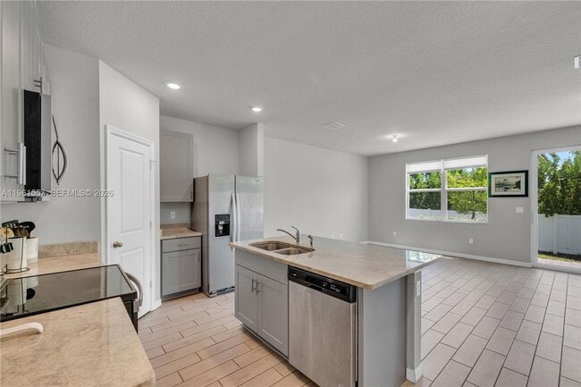 Photo - 3506 Joshua Tree St House